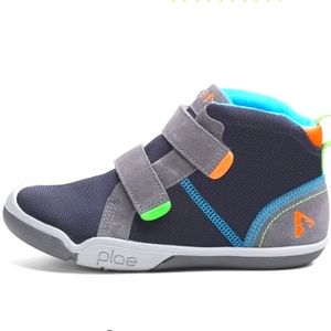 Plae Sneaker (MAX) - Brand New